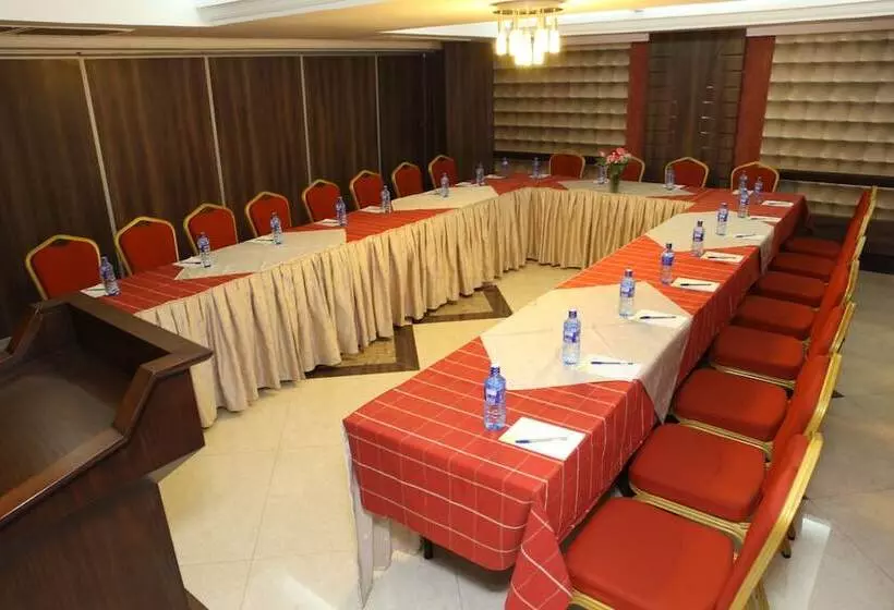 هتل Summerdale Inn