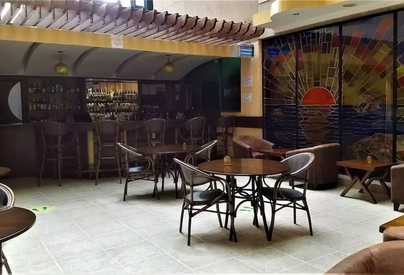 هتل Summerdale Inn