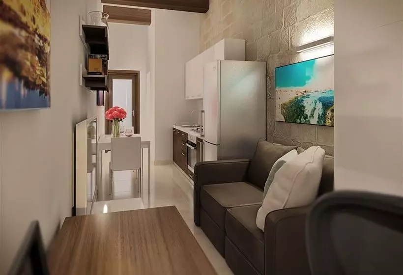 هتل Valletta Merisi Suites