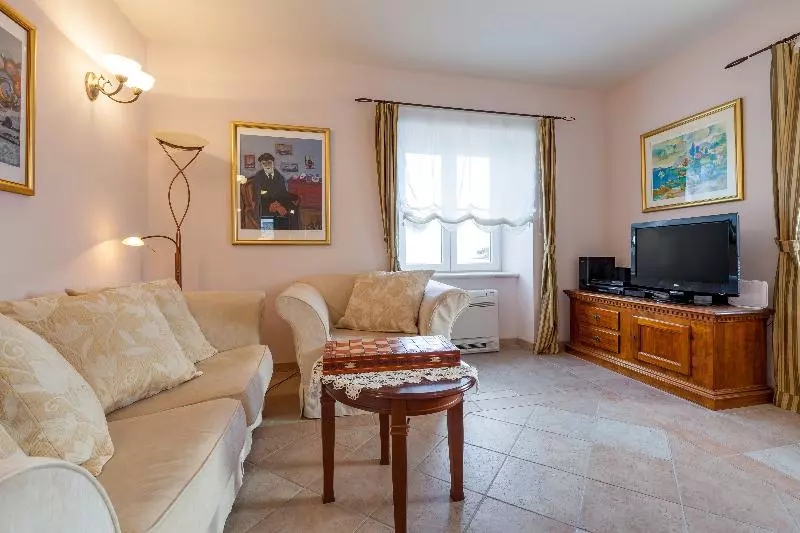 酒店 Villa Mir Vami With Private Pool And Just Few Steps Away From The Sea