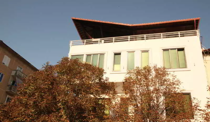 酒店 & Restaurant White City