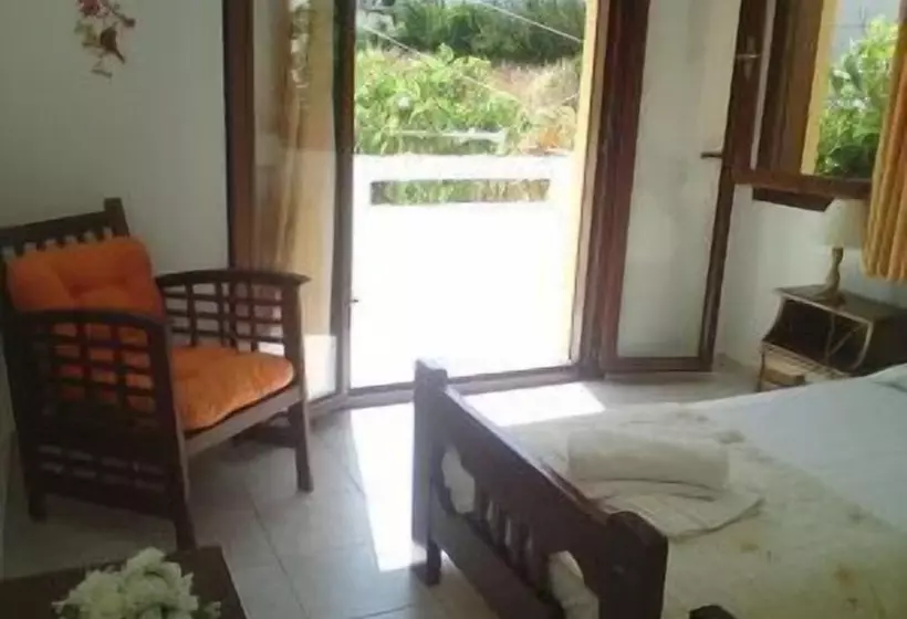 Kiveli Apartments