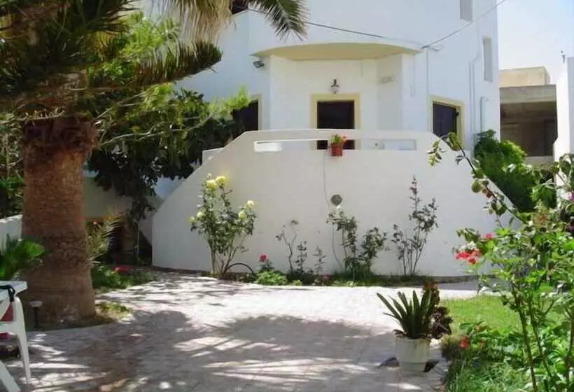 Kiveli Apartments