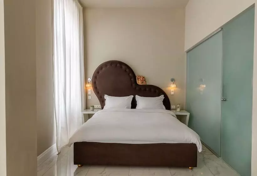 5 Hermoupolis Concept Sites