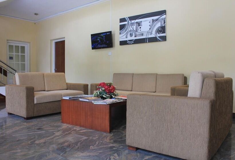 Grand 7 Hotel Thalawathugoda