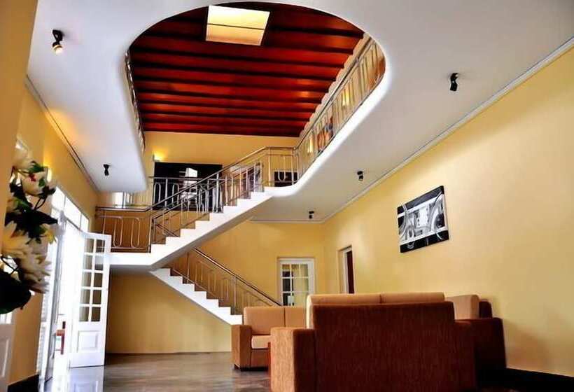 Grand 7 Hotel Thalawathugoda