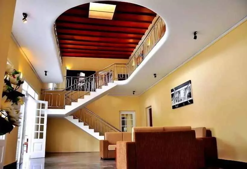 Grand 7 Hotel Thalawathugoda