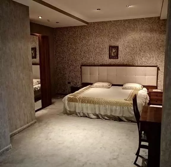 هتل Abu Arena Hall