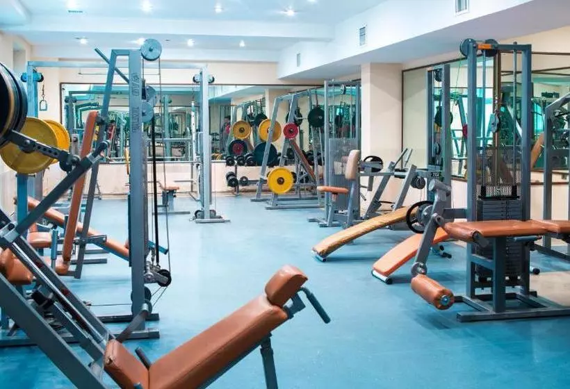 هتل Abu Arena Hall