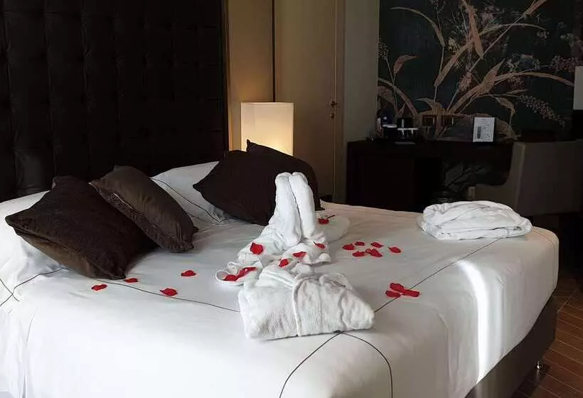 Best Western Plus Hotel Perla Del Porto