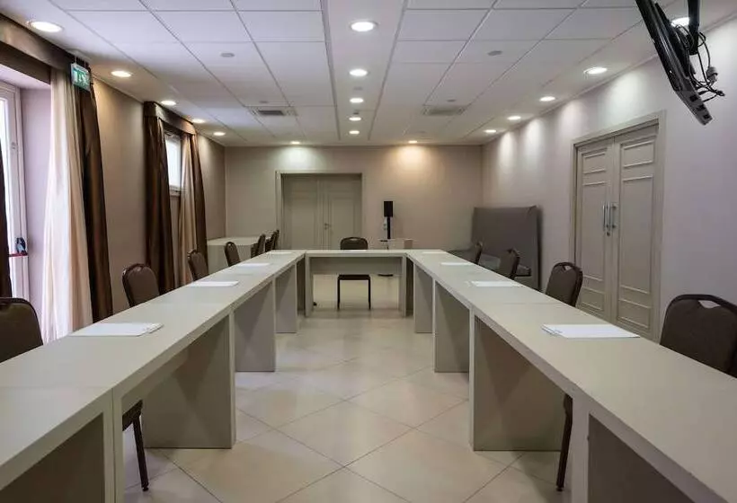 Best Western Plus Hotel Perla Del Porto