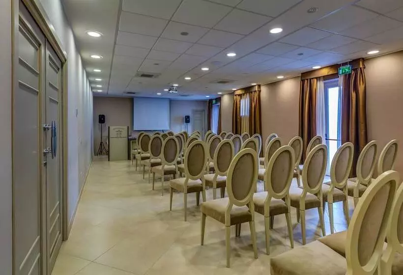 Best Western Plus Hotel Perla Del Porto