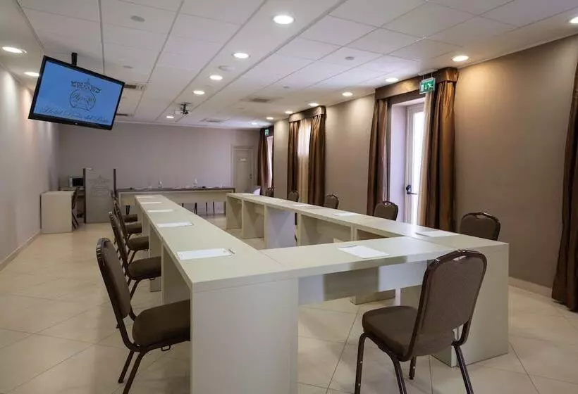 Best Western Plus Hotel Perla Del Porto