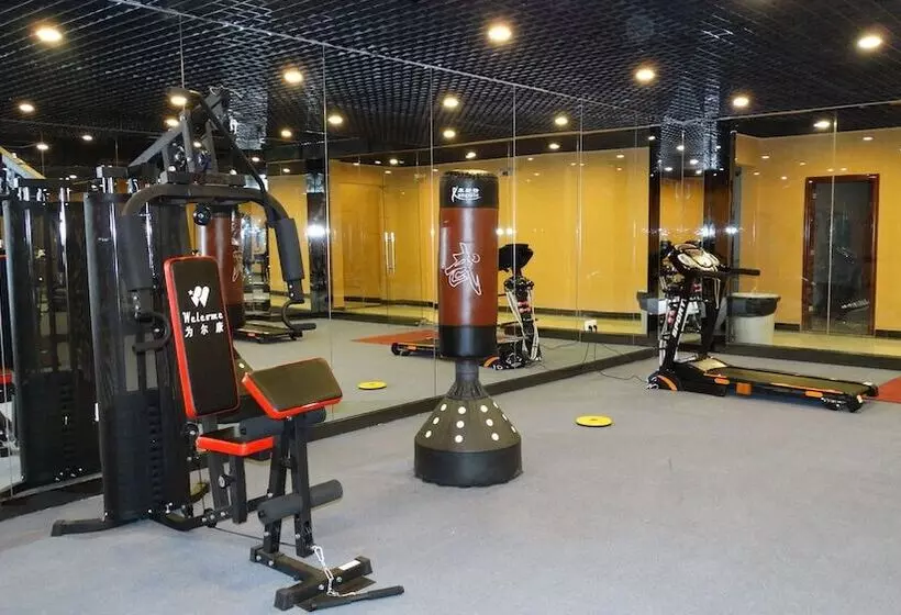 Clayton Hotel Near Pazhou Exhibition Center