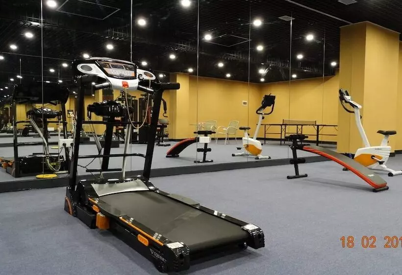 Clayton Hotel Near Pazhou Exhibition Center