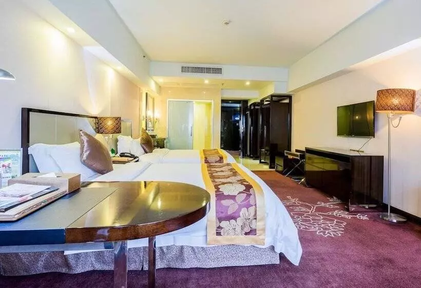 Clayton Hotel Near Pazhou Exhibition Center