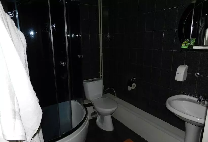 בית מלון כפרי Diana Luxe