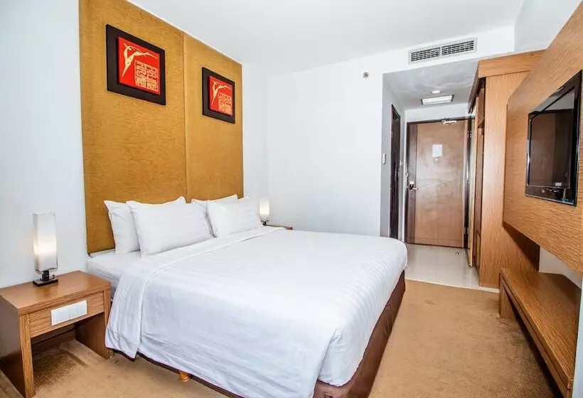 Отель Grand Tjokro Yogyakarta