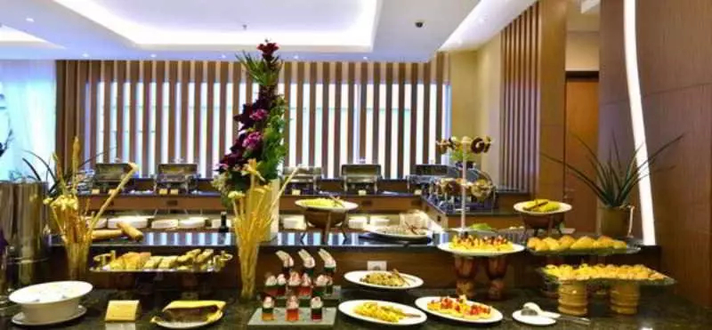 Отель Grand Tjokro Yogyakarta