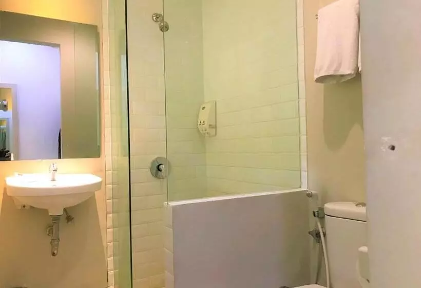Hotel Legreen Suite Penjernihan