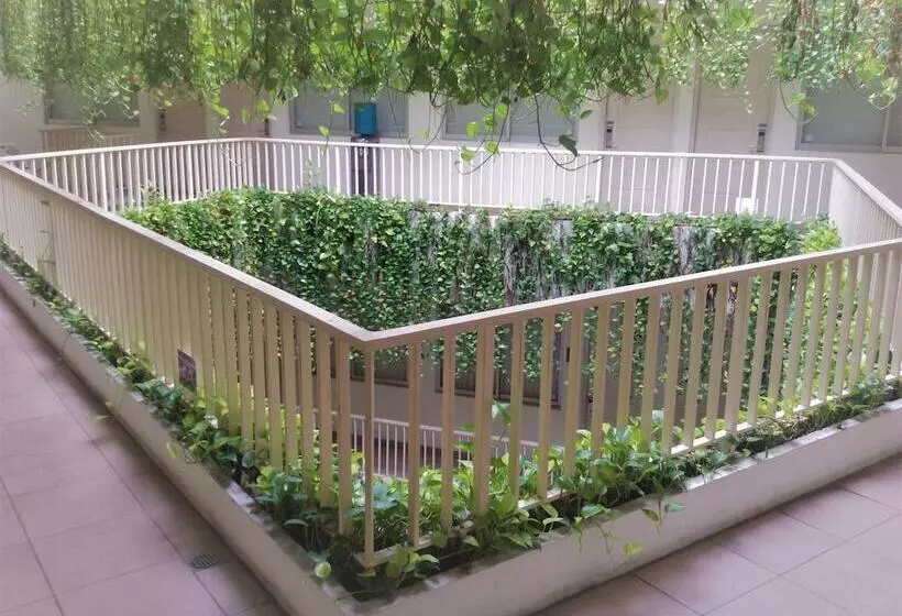 Hotel Legreen Suite Penjernihan