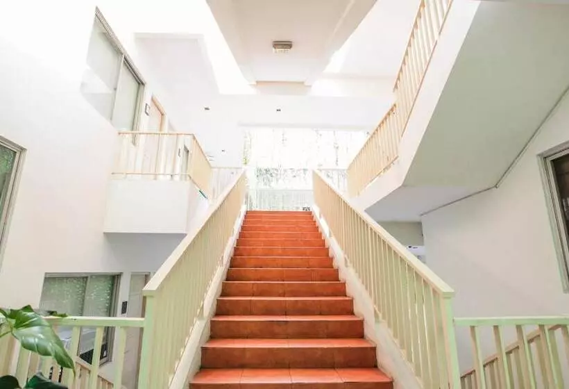 Hotel Legreen Suite Penjernihan