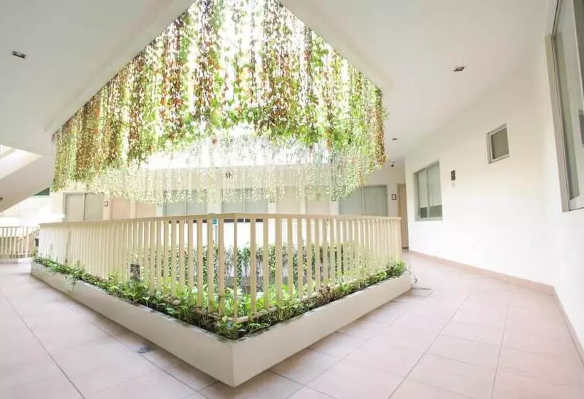 Hotel Legreen Suite Penjernihan