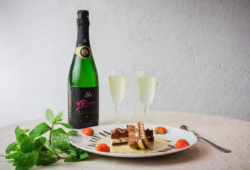 فندق Les Trois Lys