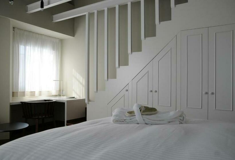 בית מלון כפרי Metropolis