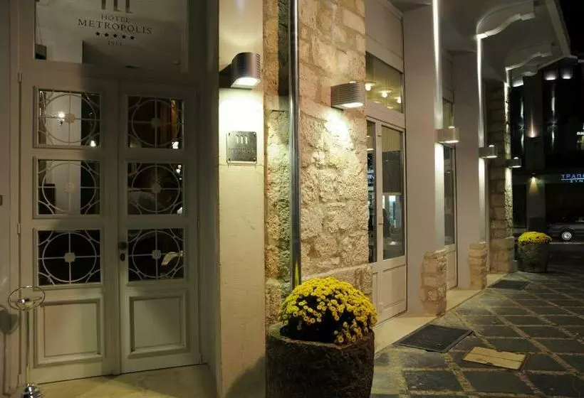 هتل Metropolis