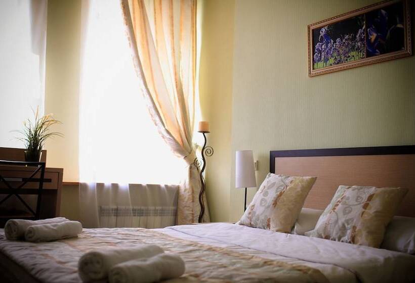 בית מלון כפרי Minima Kitay Gorod