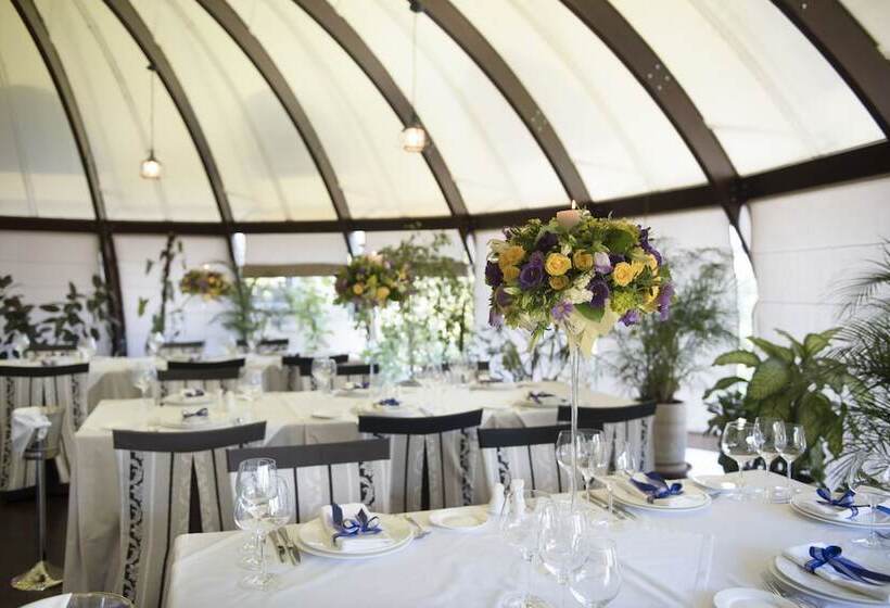 בית מלון כפרי Ostrova Spa