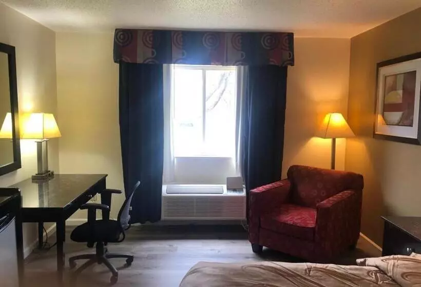 酒店 Quality Inn & Suites Woodstock Near Lake Geneva