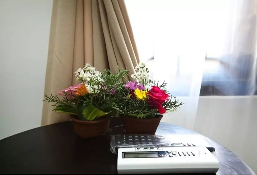 בית מלון כפרי Seminyak Point Guesthouse