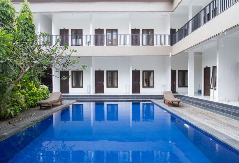 ホテル Seminyak Point Guesthouse