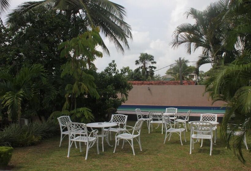 Grand 7 Hotel Thalawathugoda