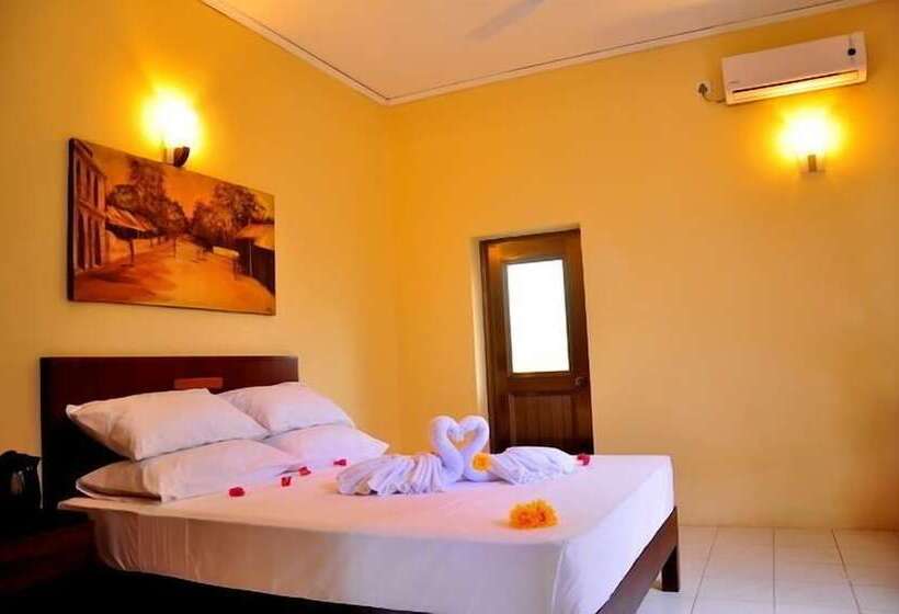 Grand 7 Hotel Thalawathugoda