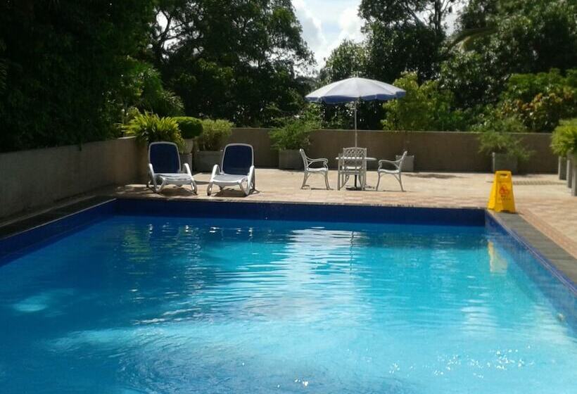 Grand 7 Hotel Thalawathugoda