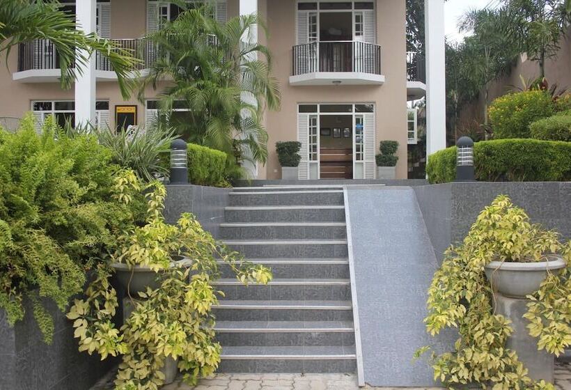 Grand 7 Hotel Thalawathugoda