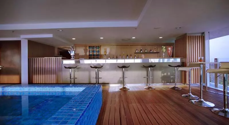 Отель The Alana Surabaya