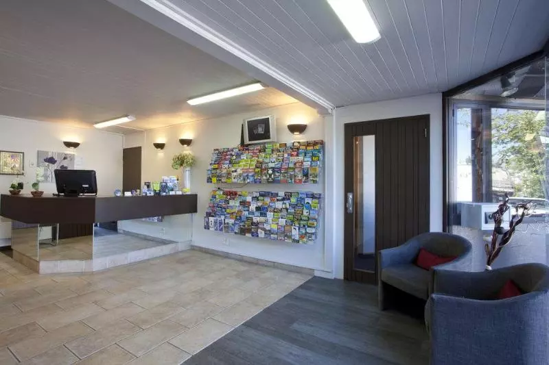 호텔 The Lofts Apartments