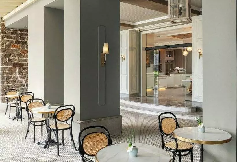 هتل The St Regis Le Morne Resort, Mauritius