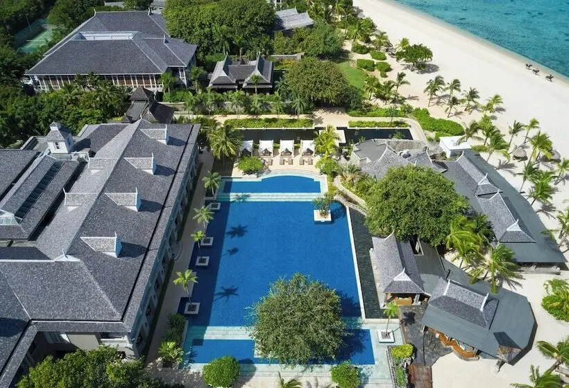 هتل The St Regis Le Morne Resort, Mauritius