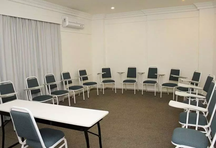 Vitória Hotel Residence Newport