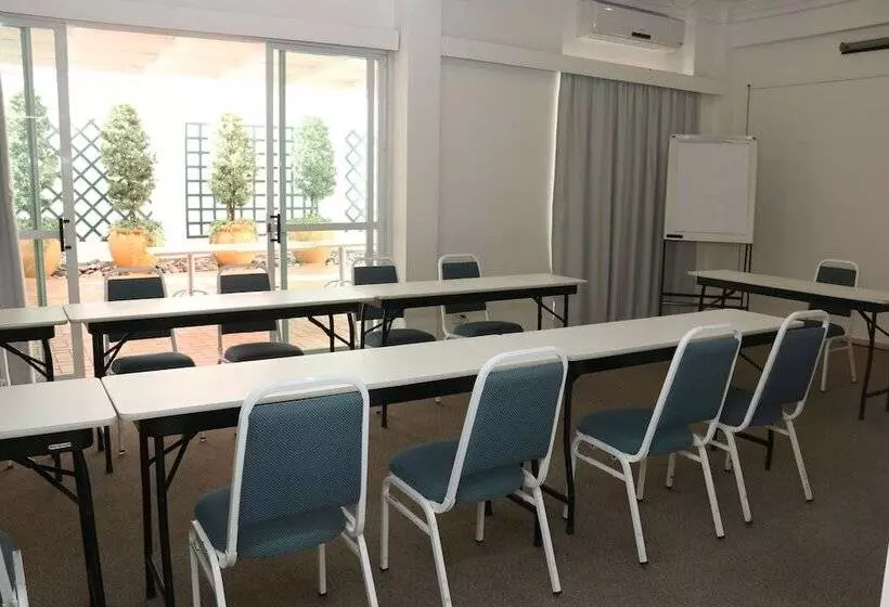 Vitória Hotel Residence Newport