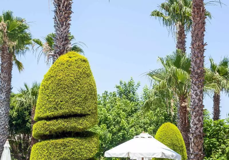 Stavros Melathron Studios