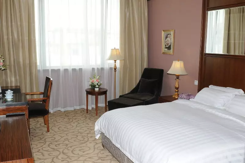 Tairui Hotel Chengdu