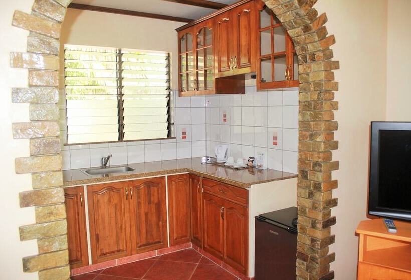 בית מלון כפרי Aqua Landia Resort