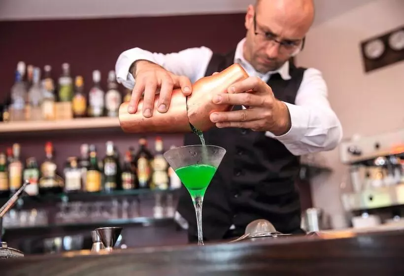 Отель Bajaloglia Resort