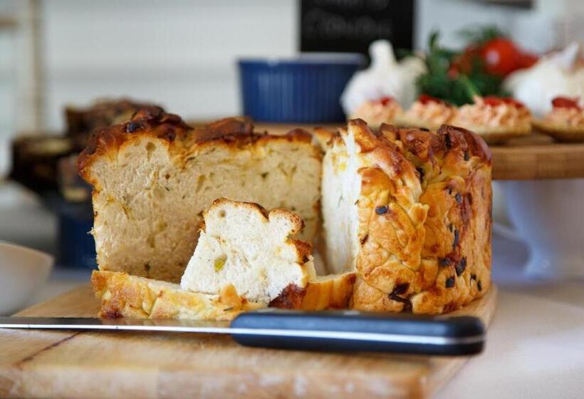 בית מלון כפרי Balmule House